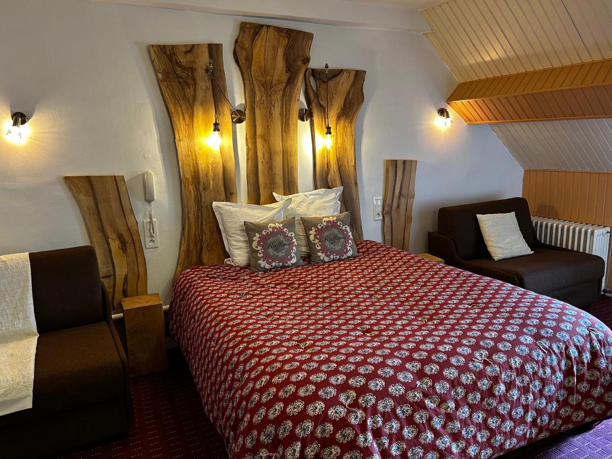 Au Soleil D'Or Hotell Pontaubert Eksteriør bilde